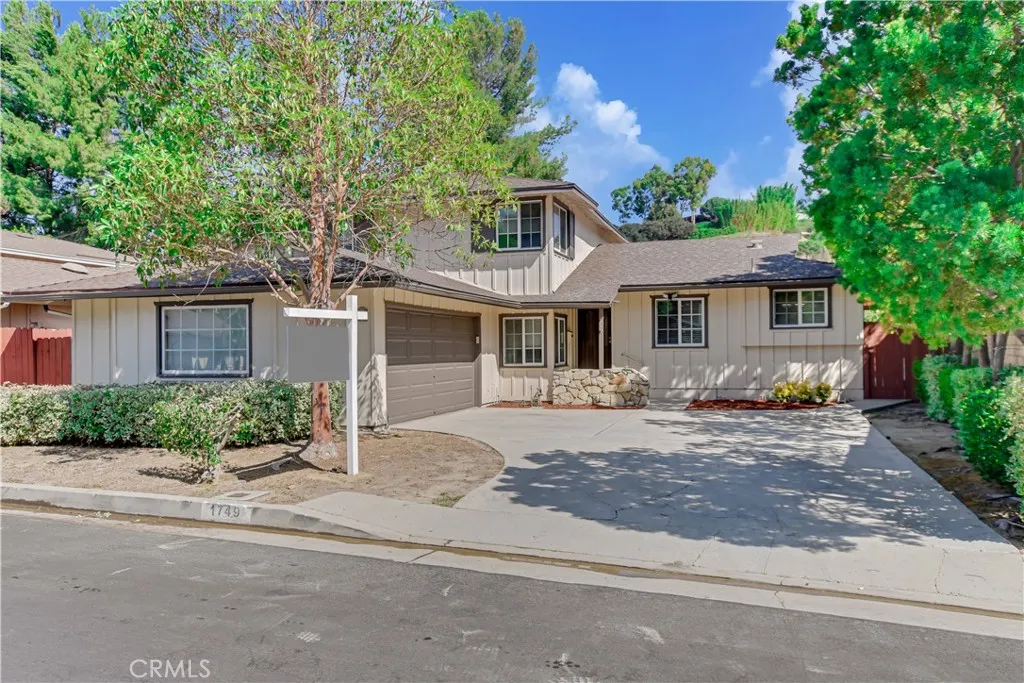 1749 Sunny Heights, Los Angeles, California 90065 home-pic-0
