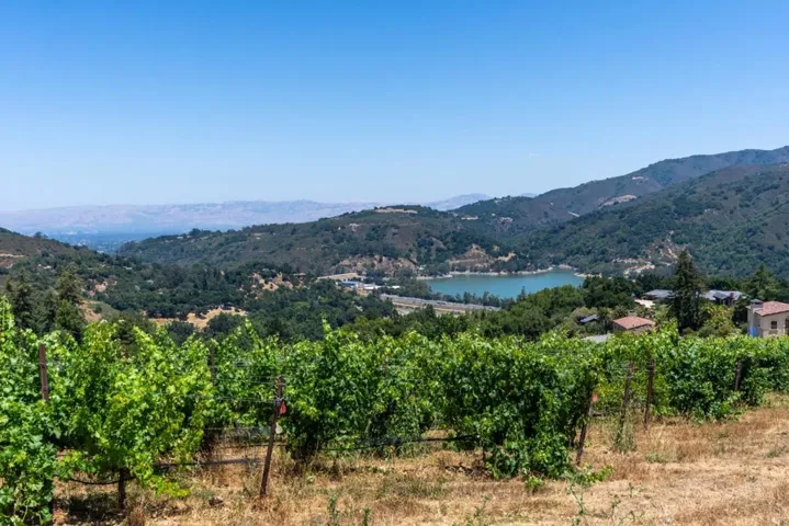 18650 Black Road, Los Gatos, California 95033