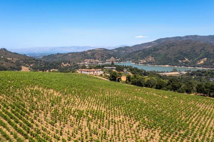18650 Black Road, Los Gatos, California 95033