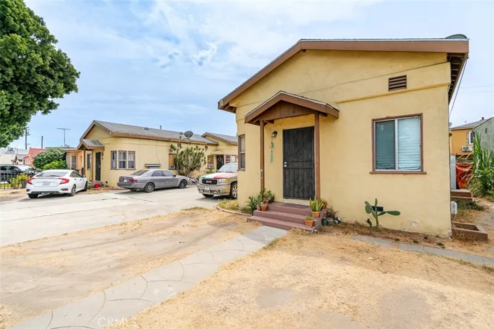 3164 3164 Cherokee Avenue, South Gate, California 90280