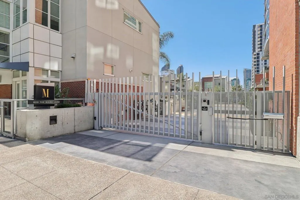 800 The Mark Ln 904, San Diego, California 92101 home-pic-25