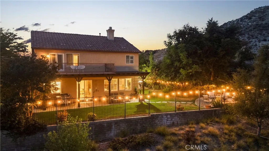 17004 Crest Heights, Canyon Country, California 91387 home-pic-6