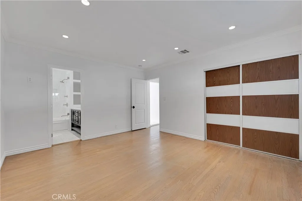 114 S Lamer Street, Burbank, California 91506 home-pic-9