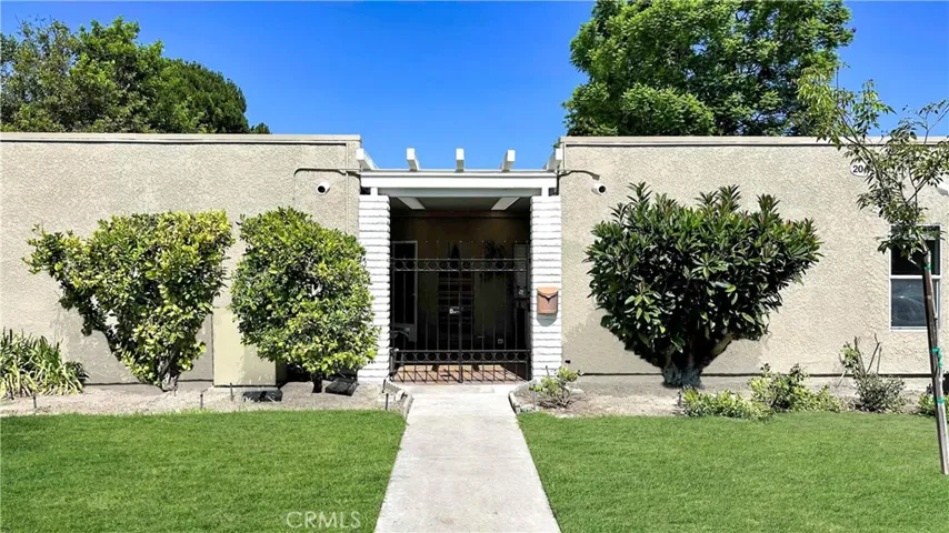 2044 Via Mariposa East A, Laguna Woods, California 92637