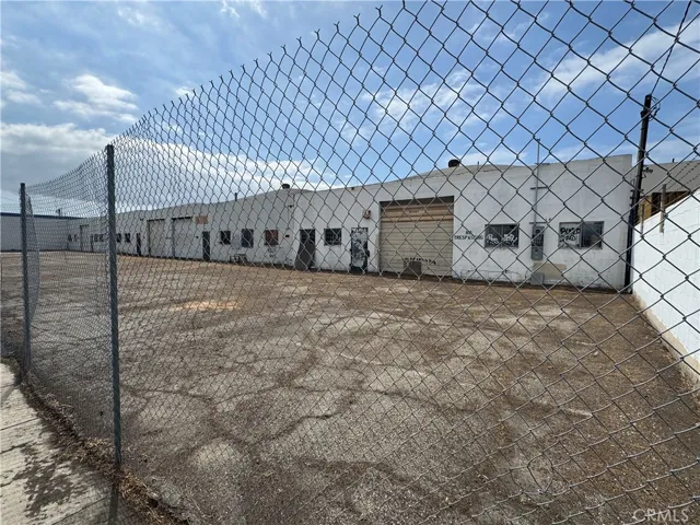 18121 S Broadway, Carson, California 90248