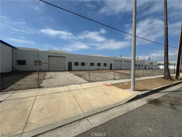 18121 S Broadway, Carson, California 90248