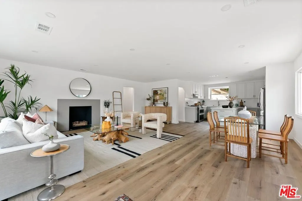 5192 Orange Place, Los Angeles, California 90008 home-pic-2