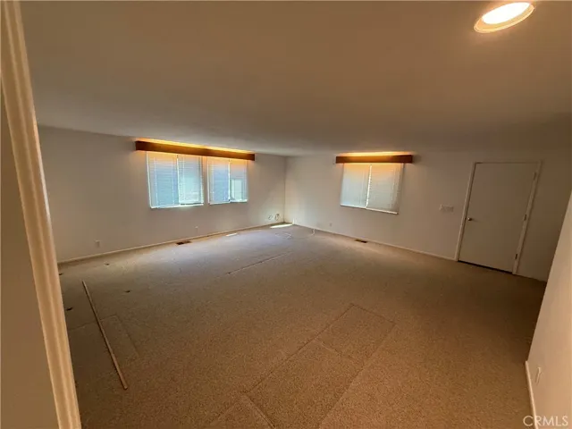 Large bonus bedroom. Possible JADU