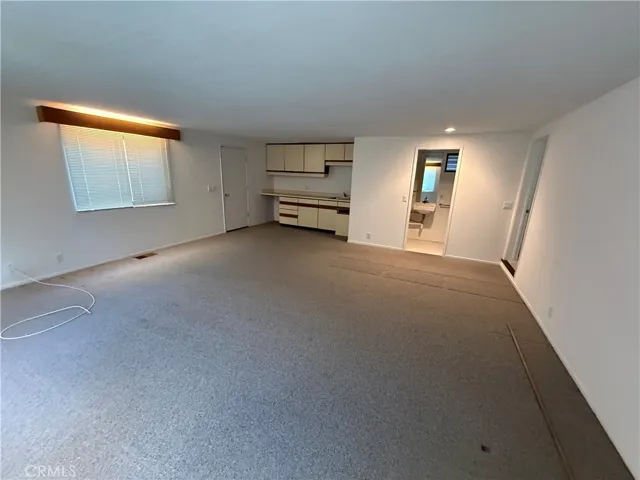 Large bonus bedroom. Possible JADU