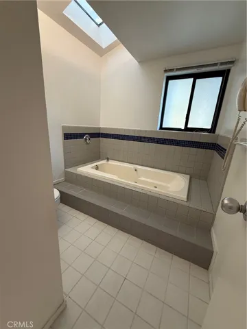 Master bathroom, on suite with spa tub.