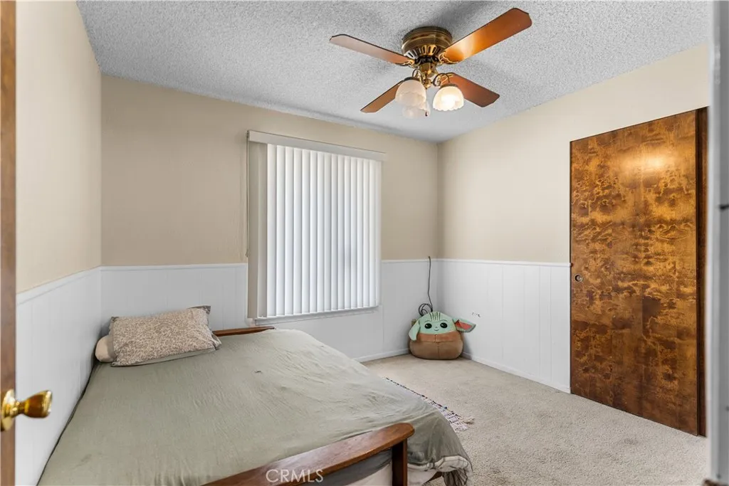 17837 Fresno Street, Hesperia, California 92345 home-pic-22