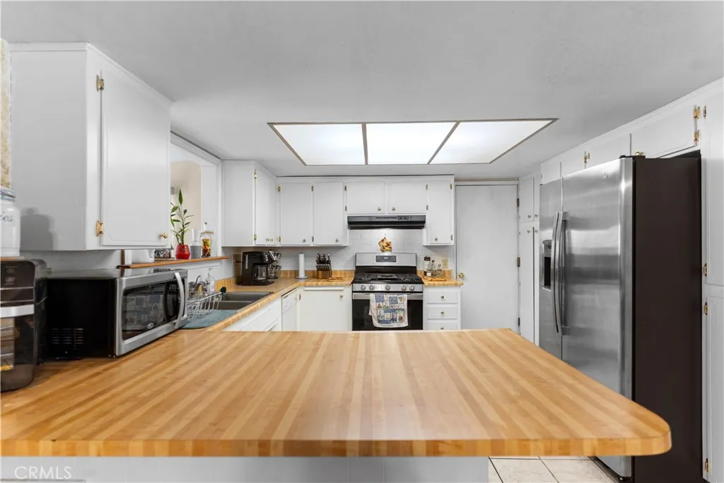 17837 Fresno Street, Hesperia, California 92345 home-pic-13