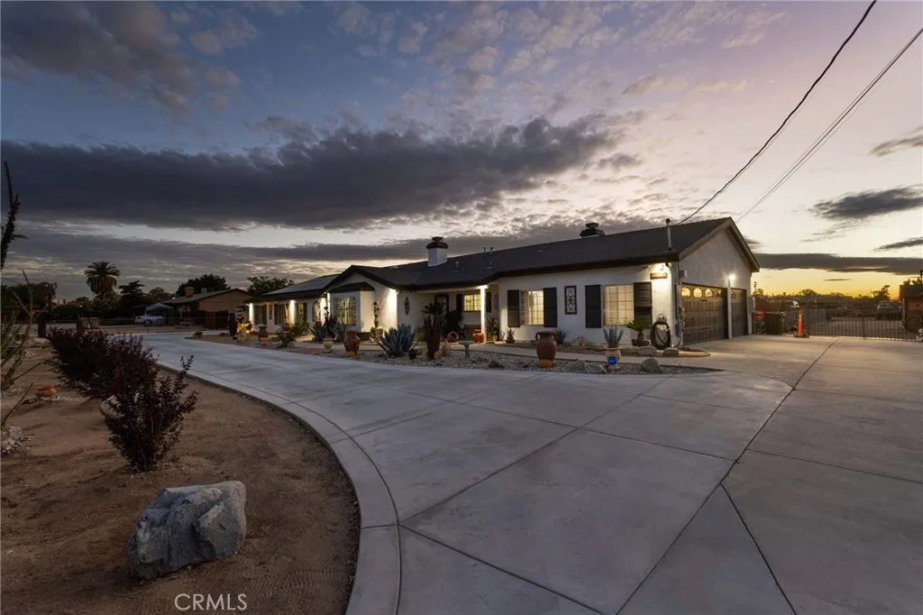 11546 Oakwood Avenue, Hesperia, California 92345 home-pic-4