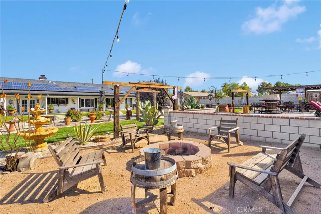 11546 Oakwood Avenue, Hesperia, California 92345 home-pic-71