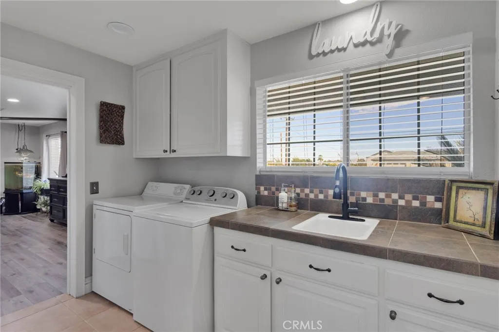 11546 Oakwood Avenue, Hesperia, California 92345 home-pic-20