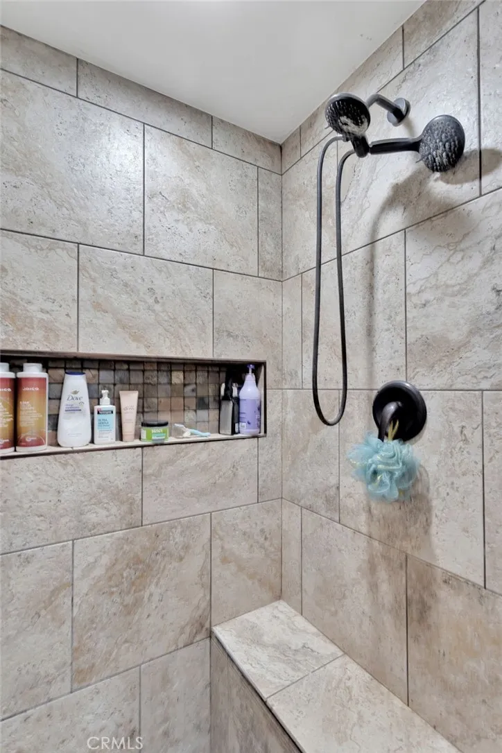 11546 Oakwood Avenue, Hesperia, California 92345 home-pic-36