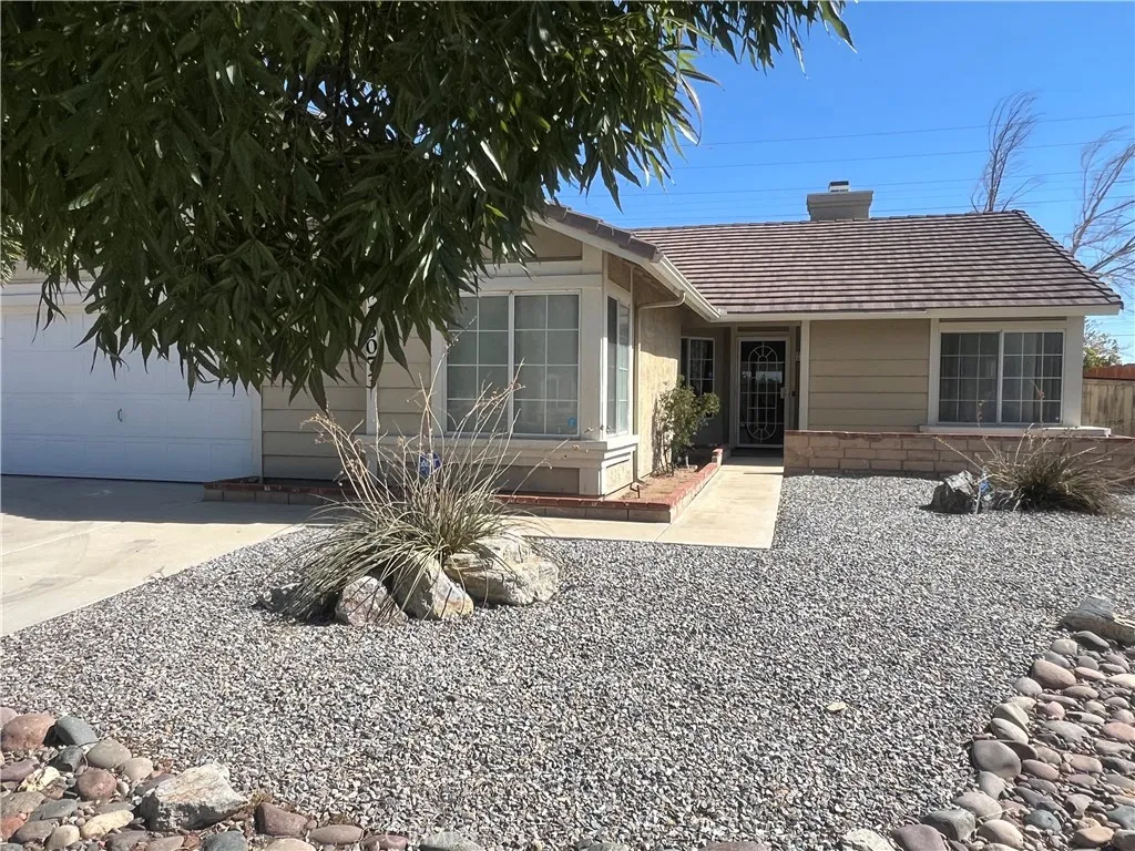 13073 13073 Snowview, Victorville, California 92392 home-pic-1