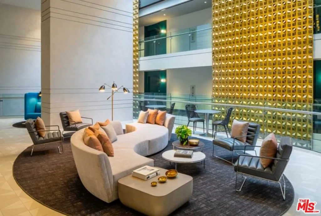 400 S Broadway 502, Los Angeles, California 90013 home-pic-9