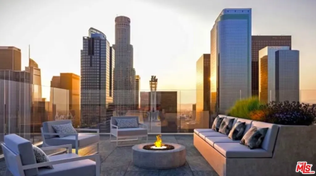 400 S Broadway 502, Los Angeles, California 90013 home-pic-14