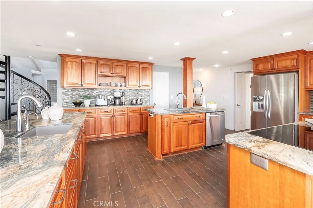 13600 Diamond Point Drive 1, Yucaipa, California 92399 home-pic-28