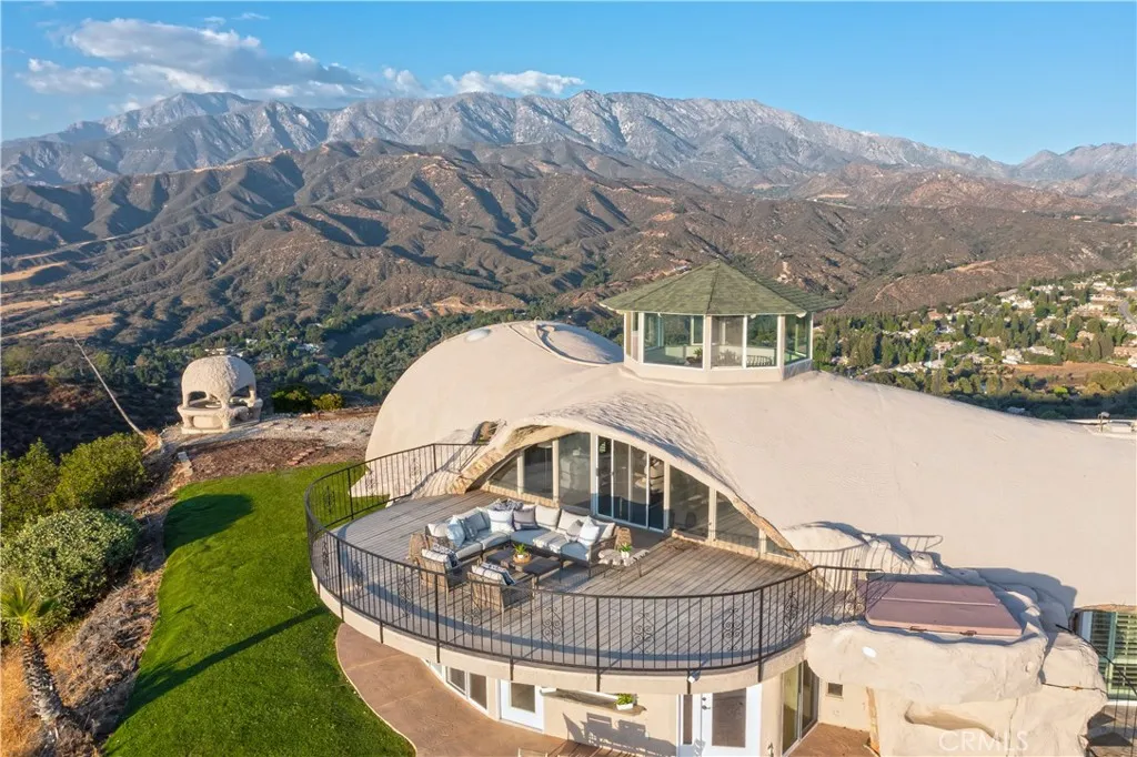 13600 Diamond Point Drive 1, Yucaipa, California 92399 home-pic-6