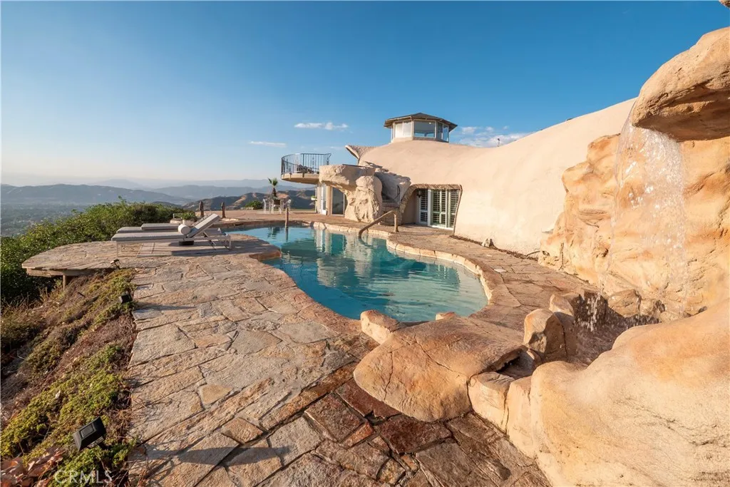 13600 Diamond Point Drive 1, Yucaipa, California 92399 home-pic-58