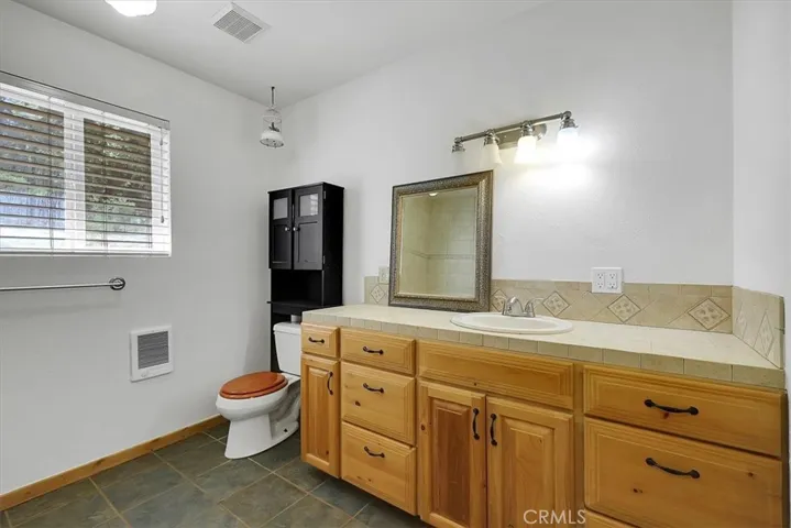 13233 Dixon Hill Road, Dobbins, California 95935