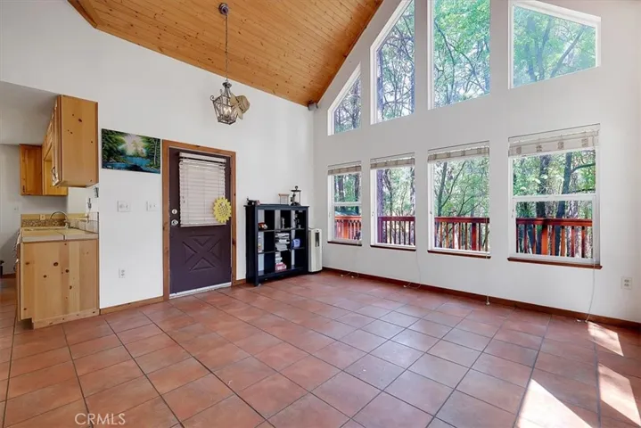 13233 Dixon Hill Road, Dobbins, California 95935