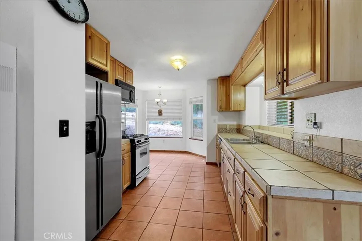 13233 Dixon Hill Road, Dobbins, California 95935