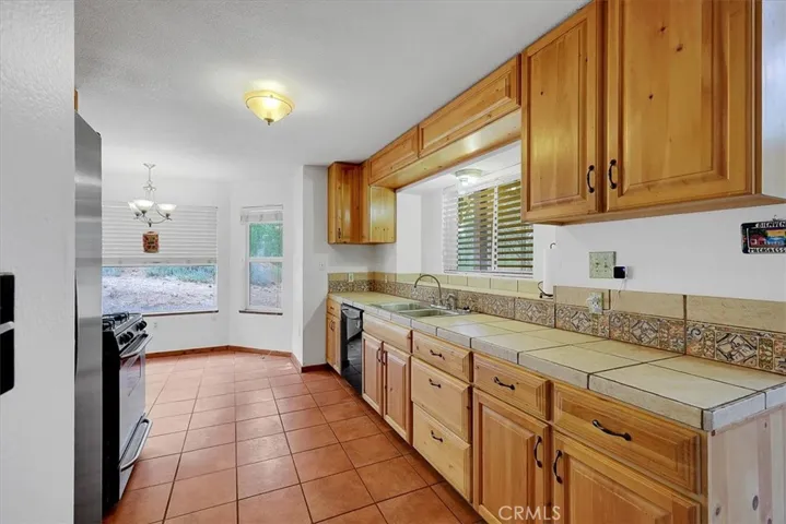 13233 Dixon Hill Road, Dobbins, California 95935