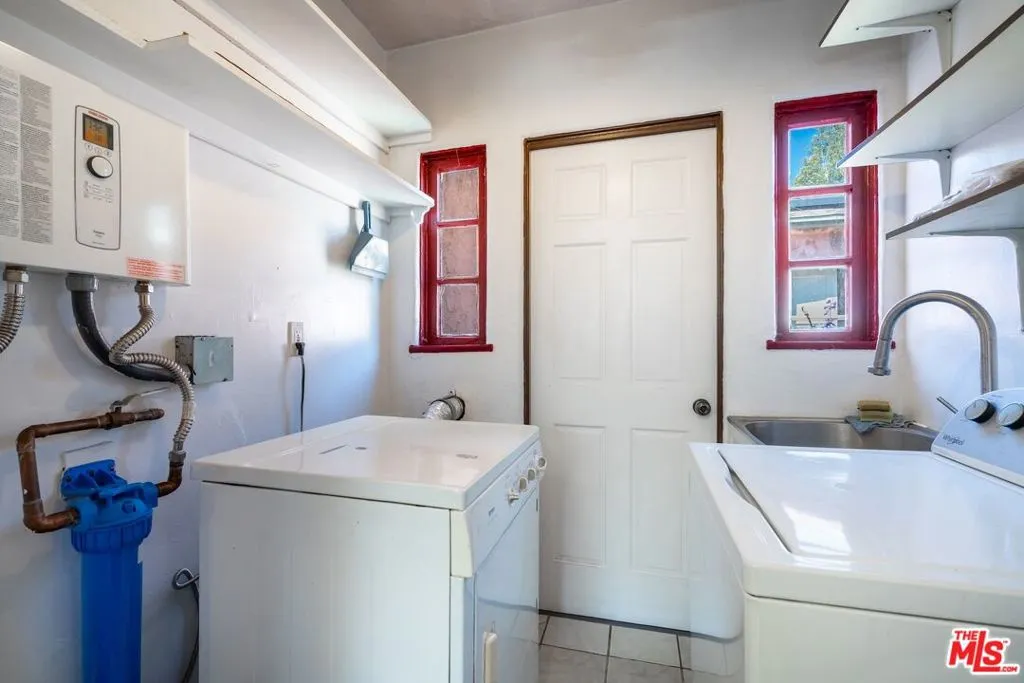 2417 28th Street, Santa Monica, California 90405 home-pic-30