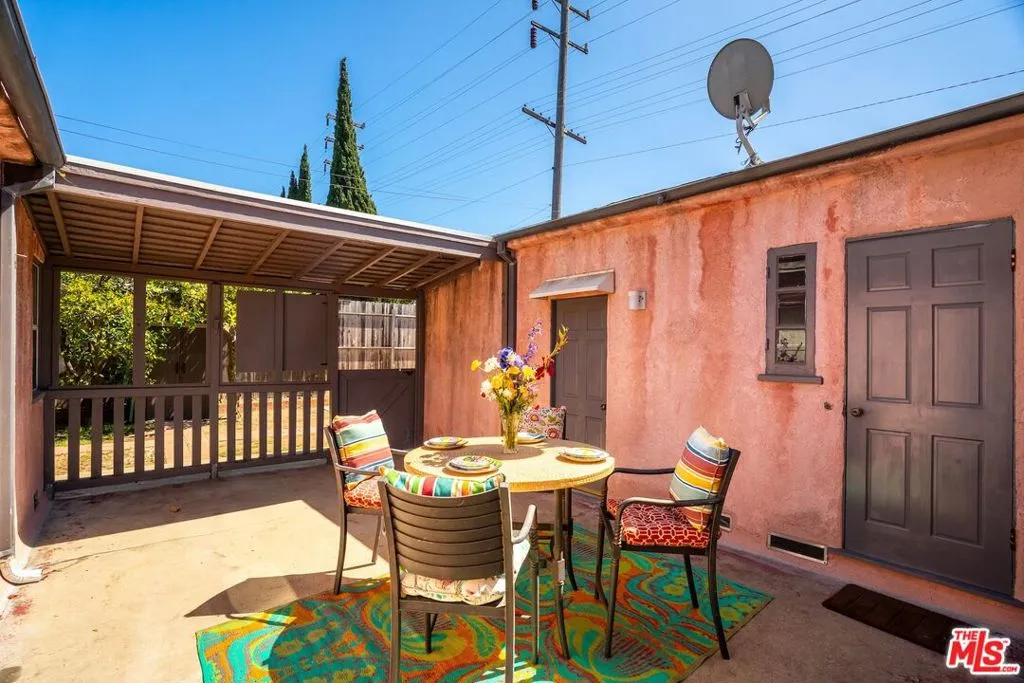 2417 28th Street, Santa Monica, California 90405 home-pic-10