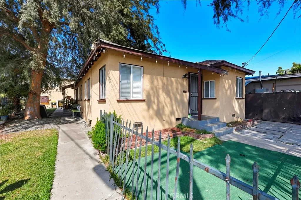 3519 3519 E 60th, Huntington Park, California 90255 home-pic-1