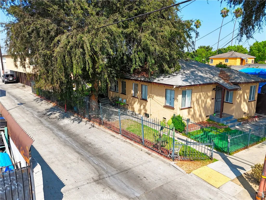 3519 3519 E 60th, Huntington Park, California 90255 home-pic-2