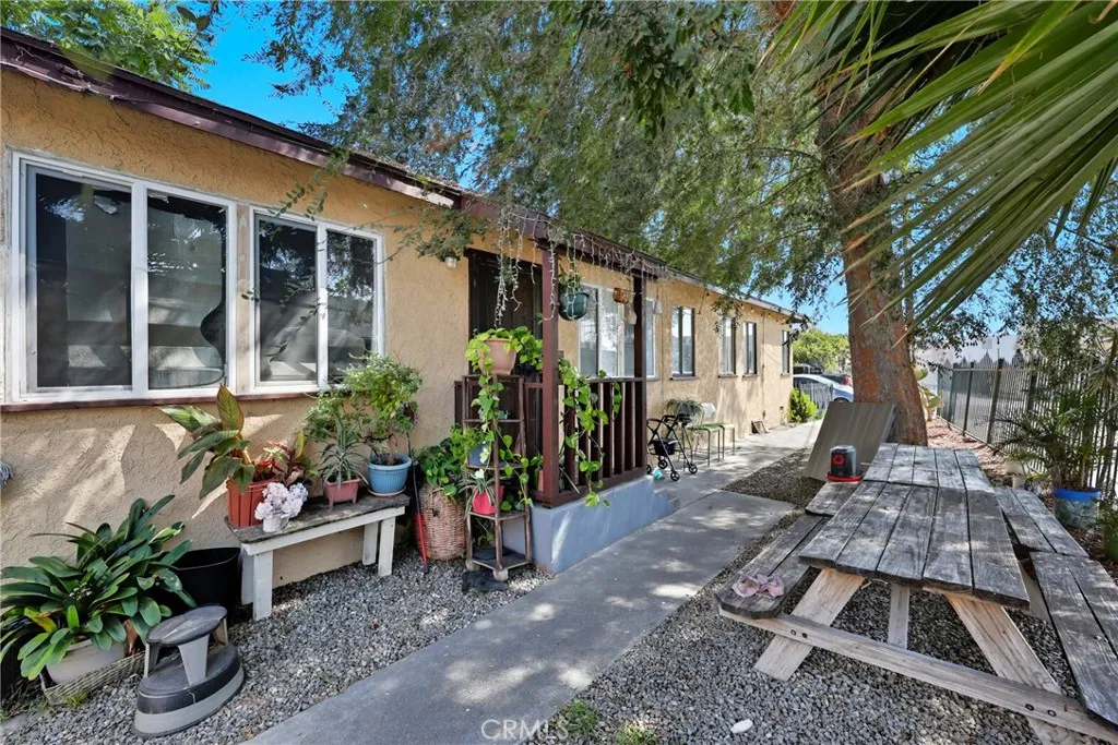 3519 3519 E 60th, Huntington Park, California 90255 home-pic-5