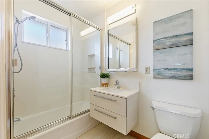 3826 185th Street, Torrance, California 90504