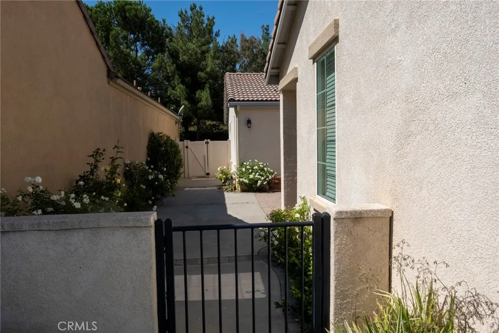 283 White Sands, Beaumont, California 92223 home-pic-30