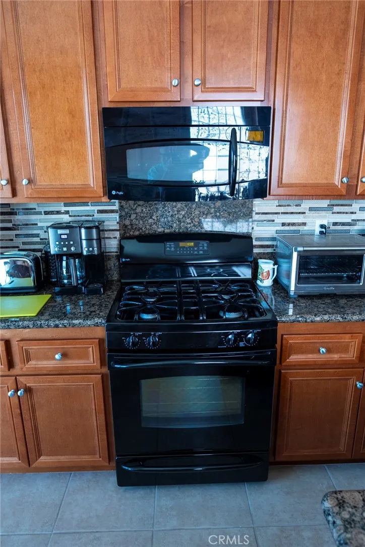 283 White Sands, Beaumont, California 92223 home-pic-13