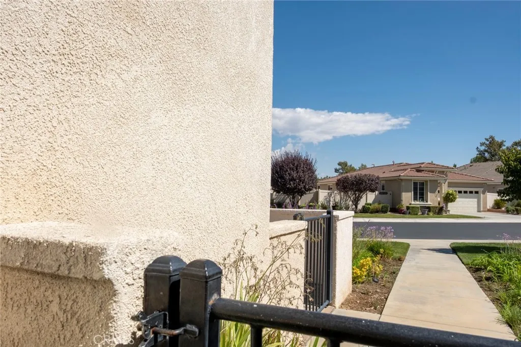 283 White Sands, Beaumont, California 92223 home-pic-23