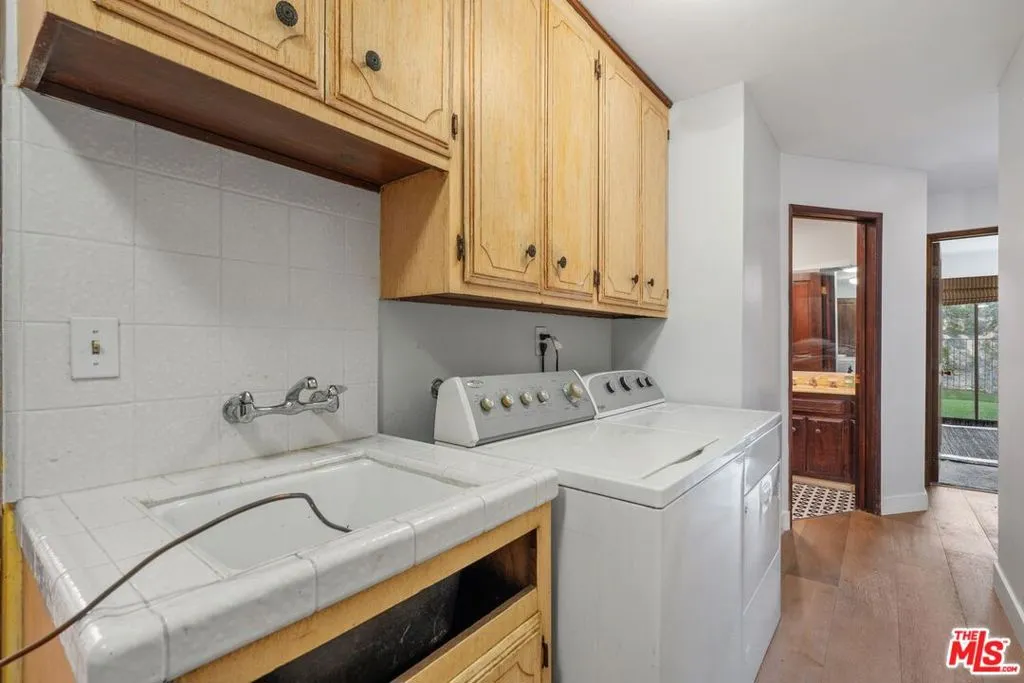 2310 Apollo Drive, Los Angeles, California 90046 home-pic-22