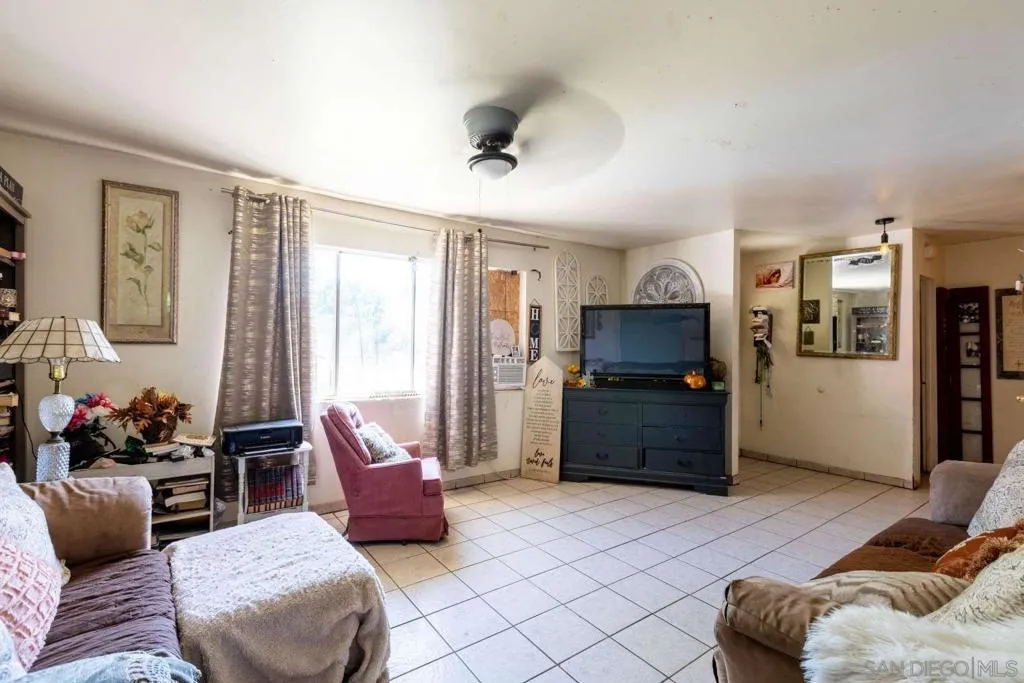333 N N Carlton Ave, Blythe, California 92225 home-pic-11