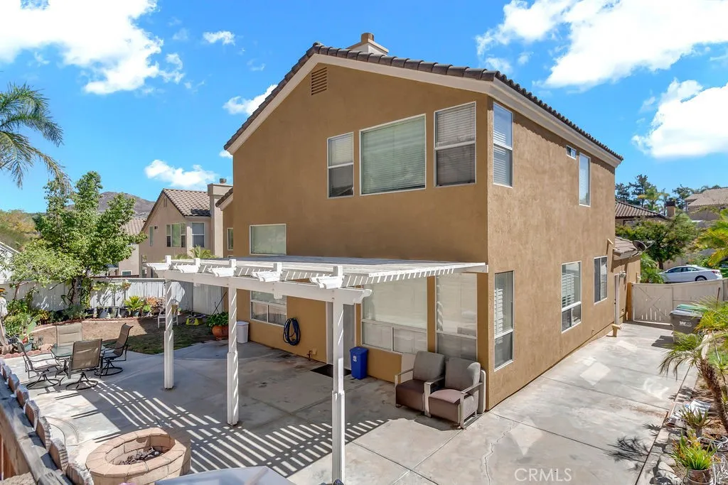 1096 1096 Casandra, Corona, California 92879 home-pic-34