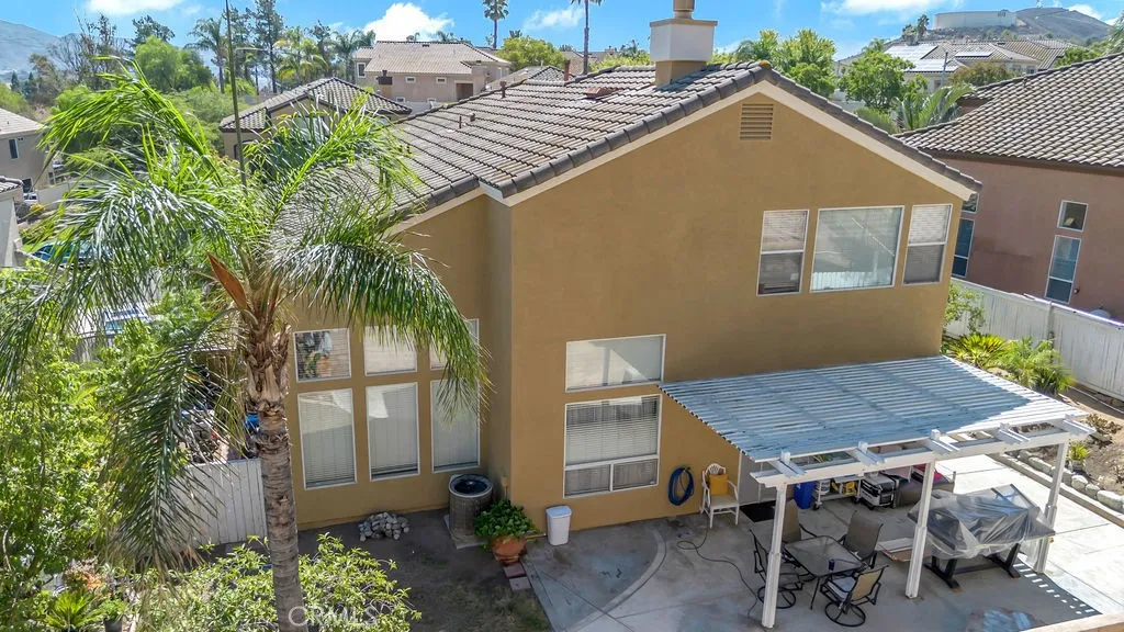 1096 1096 Casandra, Corona, California 92879 home-pic-35