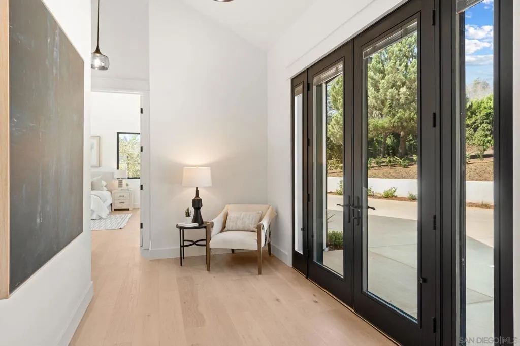 5120 Creek Oak Dr, Fallbrook, California 92028 home-pic-13