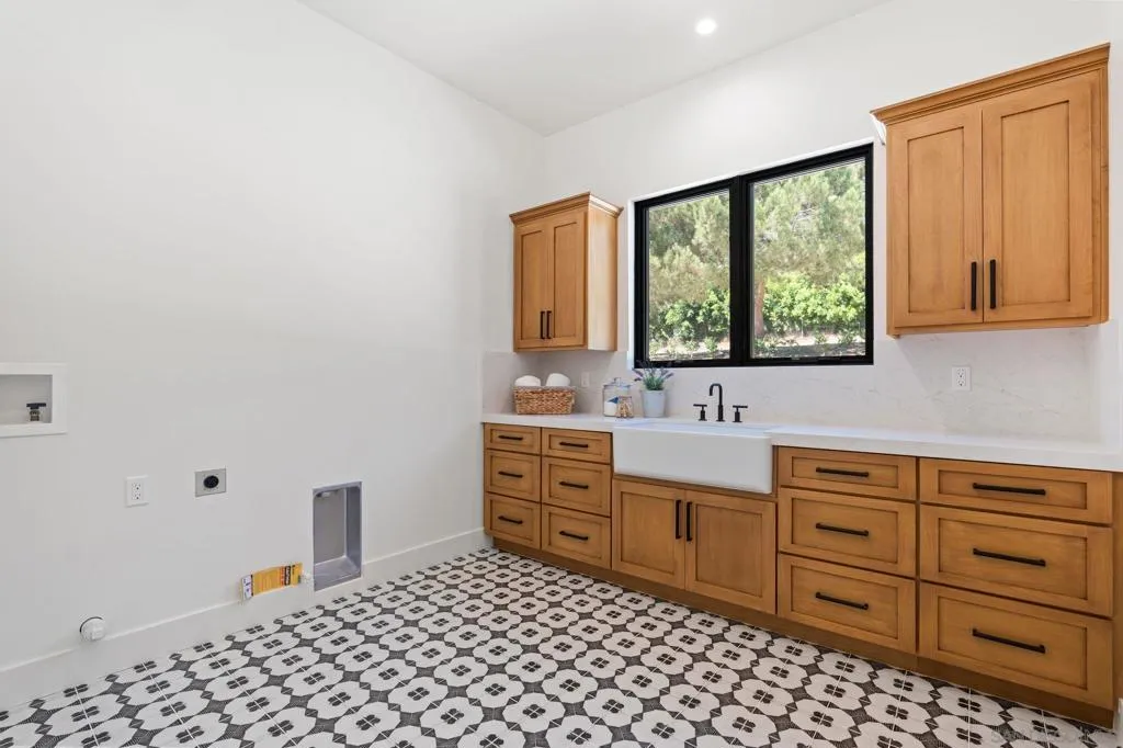 5120 Creek Oak Dr, Fallbrook, California 92028 home-pic-21