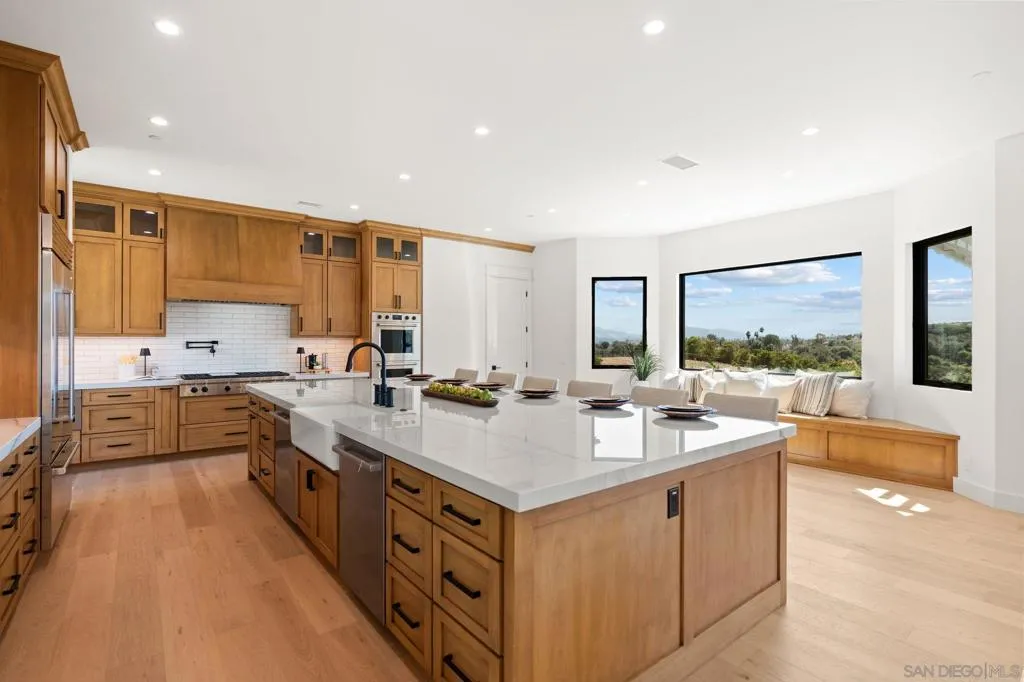 5120 Creek Oak Dr, Fallbrook, California 92028 home-pic-7