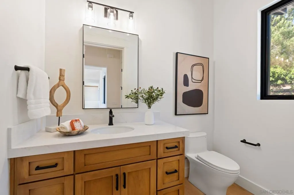5120 Creek Oak Dr, Fallbrook, California 92028 home-pic-20
