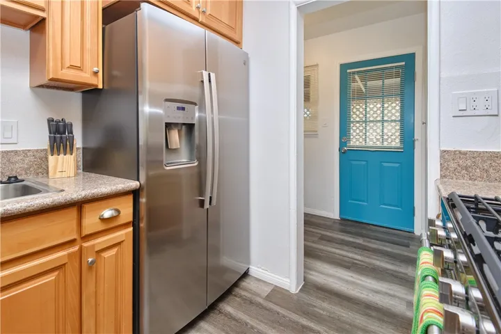1516 W Stoneridge Court, Ontario, California 91762