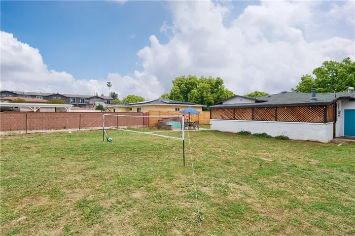 1516 W Stoneridge Court, Ontario, California 91762