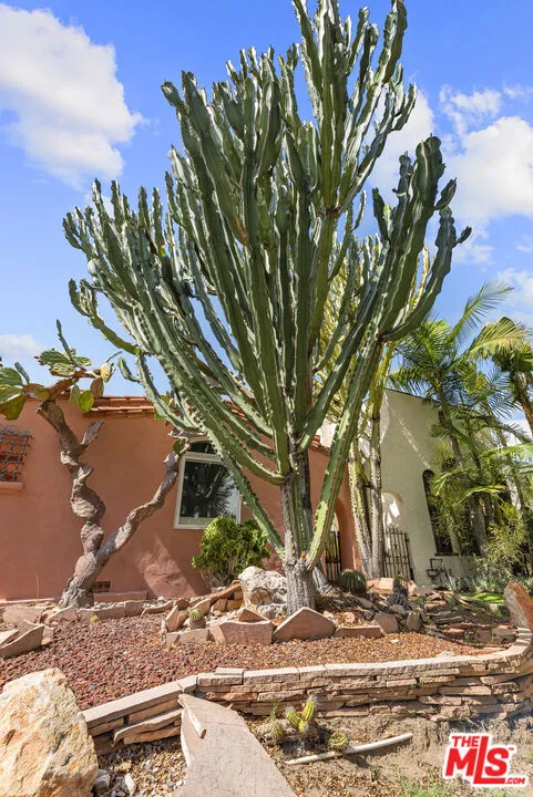 931 S Ogden Drive, Los Angeles, California 90036 home-pic-50